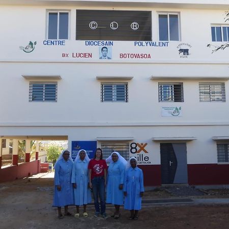 Bed and Breakfast Centre Lucien Botovasoa Antsiranana Exterior foto