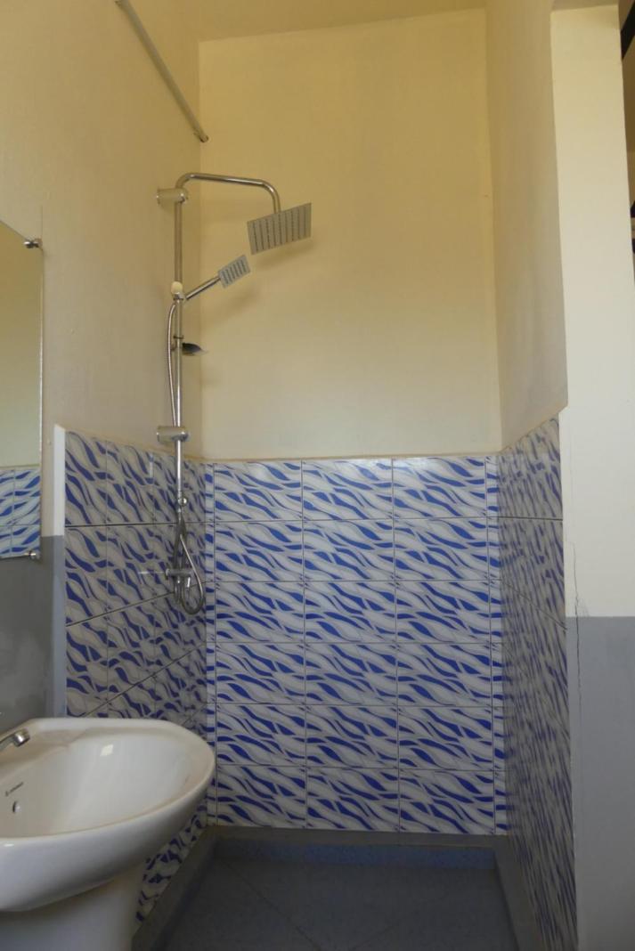 Bed and Breakfast Centre Lucien Botovasoa Antsiranana Exterior foto